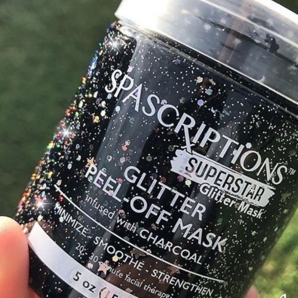 BNWT Charcoal Infused Glitter Peel Off Mask